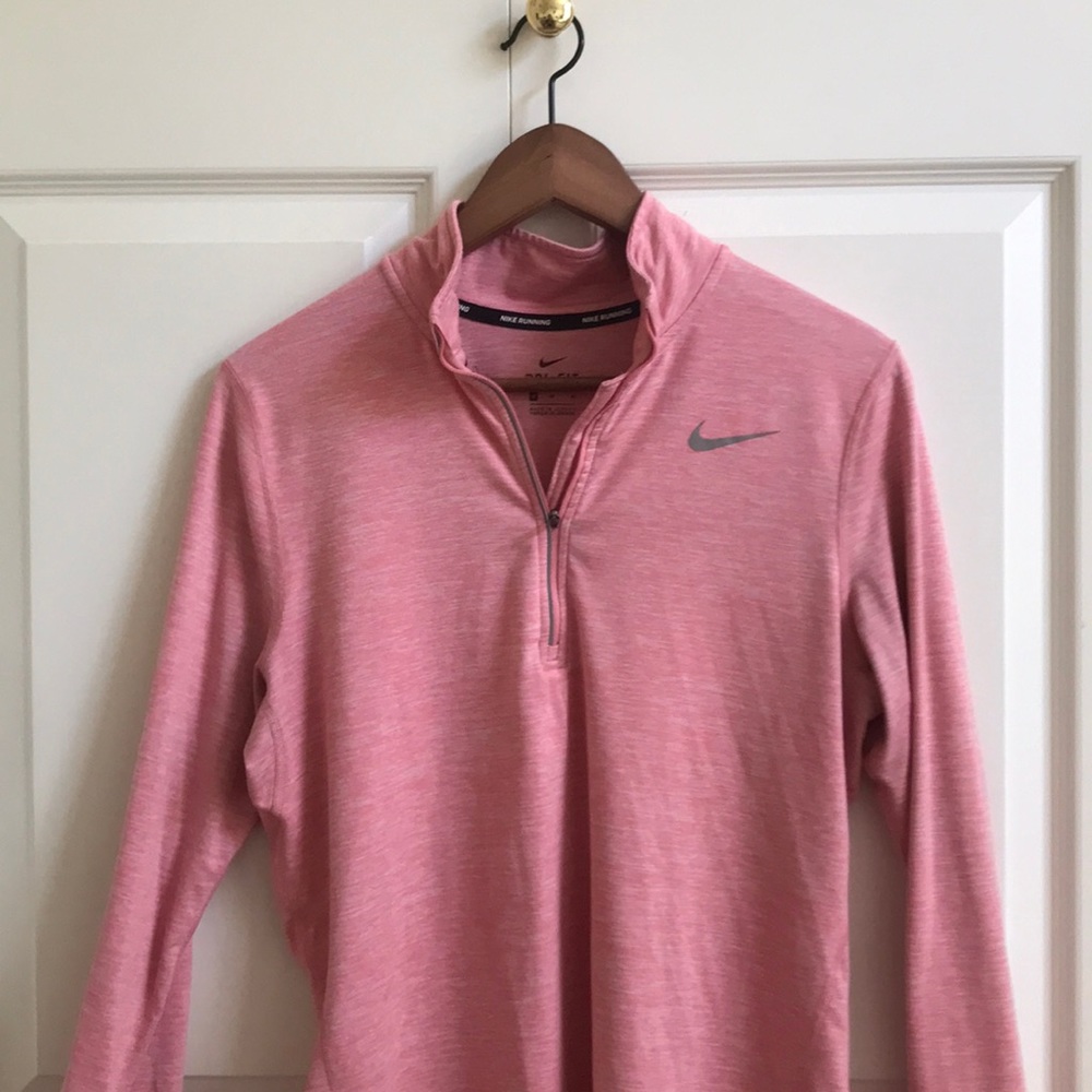 Women’s Nike Top